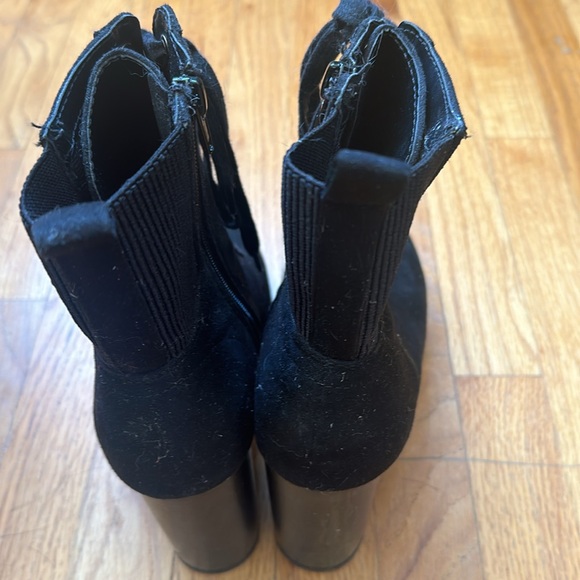 Booties - Picture 4 of 6